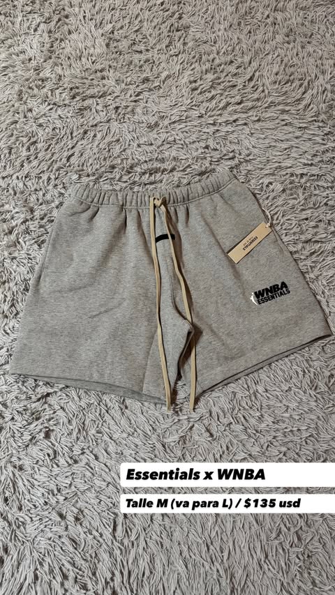Short Fear of God Essentials WNBA Gris