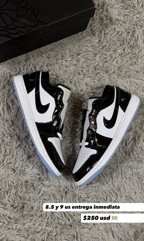 Air Jordan 1 Low "Black Toe"
